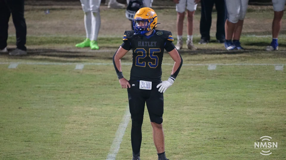 Hatley number 25 prepares for the next play — Hamilton at Hatley, October 30, 2026. Photo: NMSN.