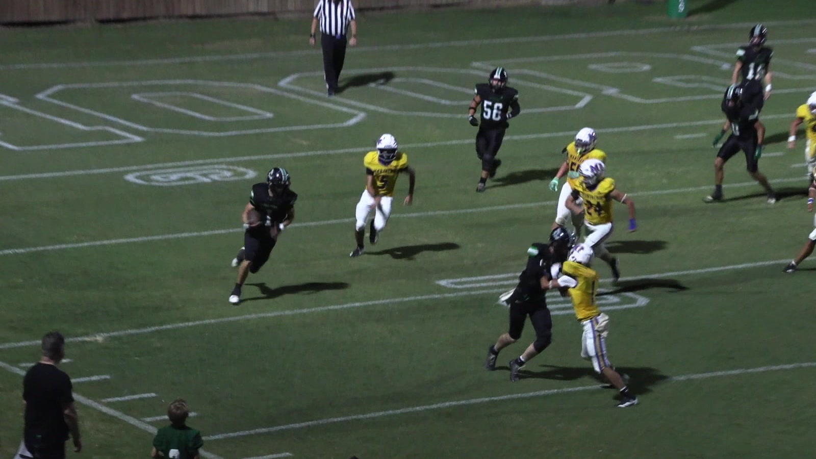 Kason Mathis breaks into the open on his second-quarter touchdown run against Mantachie. Still from NMSN’s September 25 game recording.